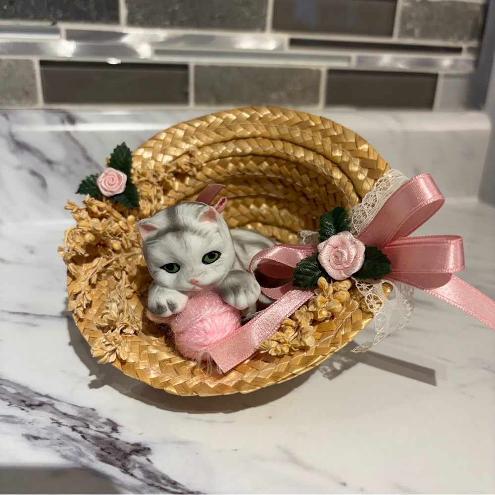 Vintage Ceramic Kitten figurine in straw hat decor cottagecore kitschy kitty cat